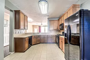 4634 Arbor Ln, Pasadena, TX 77505 - Photo 8