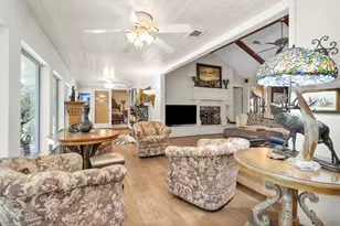 10135 Wahrenberger Rd, Conroe, TX 77304 - Photo 12