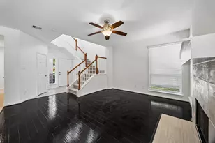 7926 Glenn Cliff Dr, Houston, TX 77064 - Photo 4