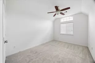7926 Glenn Cliff Dr, Houston, TX 77064 - Photo 20