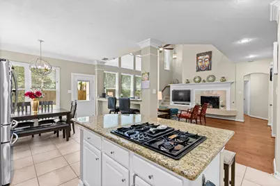 27 E Artist Grove Circle, The Woodlands, TX 77382 - Photo 20