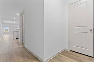 1015 Bluegill Dr, Alvin, TX 77511 - Photo 4