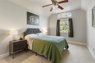 74 Valley Oaks Circle, The Woodlands, TX 77382 - Photo 24