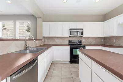 16042 Sweetwater Fields Lane, Tomball, TX 77377 - Photo 14