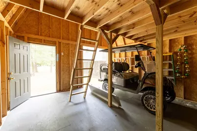 215 Center Street, Cleveland, TX 77327 - Photo 22