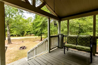 215 Center Street, Cleveland, TX 77327 - Photo 10