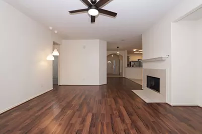 7 N Regan Mead Circle, The Woodlands, TX 77382 - Photo 14