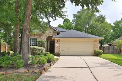 7 N Regan Mead Circle, The Woodlands, TX 77382 - Photo 1