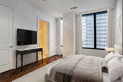 1409 Post Oak Boulevard #1304, Houston, TX 77056 - Photo 10