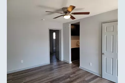 10209 Wiggins Street #B, Houston, TX 77029 - Photo 4