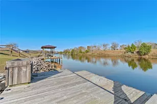 7027 Sunrise Dr, Hitchcock, TX 77563 - Photo 46