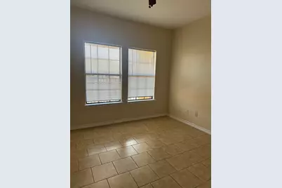 107 Oak Park Drive, Clute, TX 77531 - Photo 8