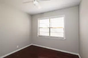 3215 Soway St, Houston, TX 77080 - Photo 8