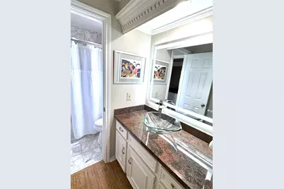 734 Plainwood Drive, Houston, TX 77079 - Photo 26