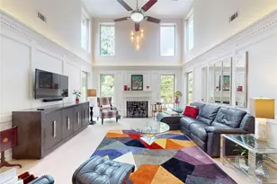 734 Plainwood Dr, Houston, TX 77079 - Photo 4