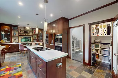 734 Plainwood Drive, Houston, TX 77079 - Photo 12