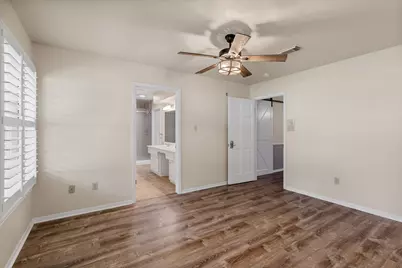 129 Pine Valley Drive, Livingston, TX 77351 - Photo 12