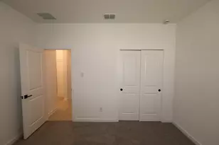 971 Tarkington Timbers Dr, Cleveland, TX 77327 - Photo 10