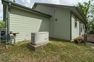321 E Wilkins St, League City, TX 77573 - Photo 20