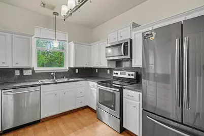 321 E Wilkins Street, League City, TX 77573 - Photo 8