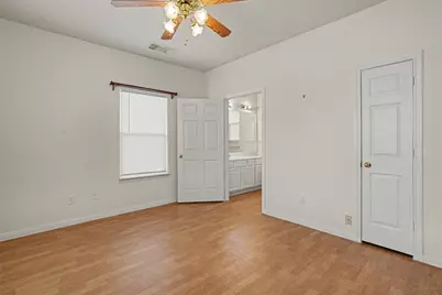 321 E Wilkins Street, League City, TX 77573 - Photo 12