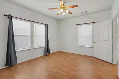 321 E Wilkins Street, League City, TX 77573 - Photo 12