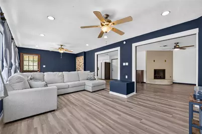 2226 Viola Drive, League City, TX 77573 - Photo 4