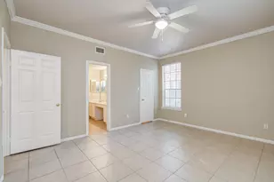 2255 Braeswood Park Dr, Houston, TX 77030 - Photo 12