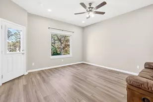 15678 Holly Dr, Montgomery, TX 77356 - Photo 14