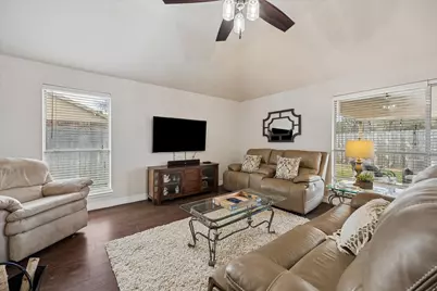 2210 Lady Leslie Lane, Pearland, TX 77581 - Photo 6