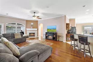 13710 Parkers Cove Ct, Houston, TX 77044 - Photo 14