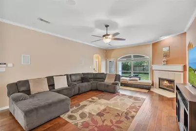 13710 Parkers Cove Court, Houston, TX 77044 - Photo 12