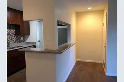 10053 Westpark Drive #324, Houston, TX 77042 - Photo 4