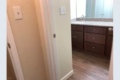 10053 Westpark Drive #324, Houston, TX 77042 - Photo 6