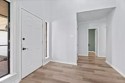 8708 Greenleaf Drive, College Station, TX 77845 - Photo 4