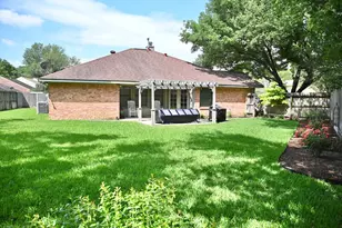 10207 Wayward Wind Ln, Houston, TX 77064 - Photo 32