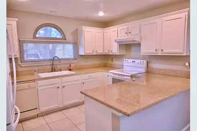 10207 Wayward Wind Lane, Houston, TX 77064 - Photo 6