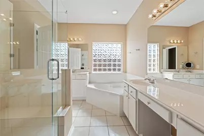 9959 Kemp Forest Drive, Houston, TX 77080 - Photo 24