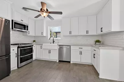 417 W Hillary Circle, Sugar Land, TX 77498 - Photo 22