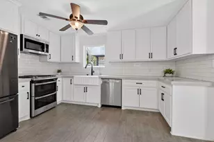 417 W Hillary Cir, Sugar Land, TX 77498 - Photo 22