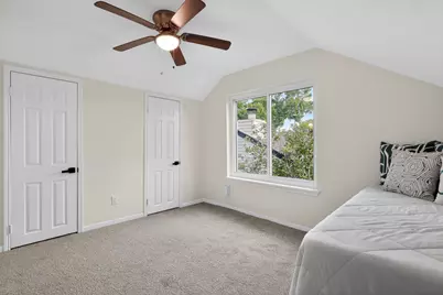 417 W Hillary Circle, Sugar Land, TX 77498 - Photo 34