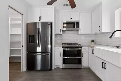 417 W Hillary Circle, Sugar Land, TX 77498 - Photo 18