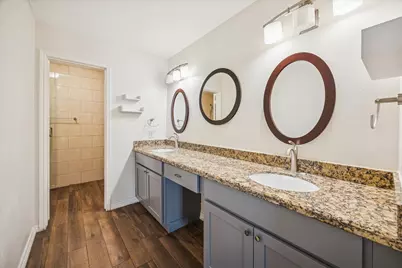 1527 Ainsdale Drive, Houston, TX 77077 - Photo 20