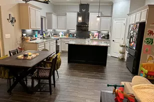 7814 Krypton Dr, Corpus Christi, TX 78414 - Photo 2