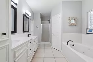 2312 Hollowbrook Ln, Conroe, TX 77384 - Photo 18