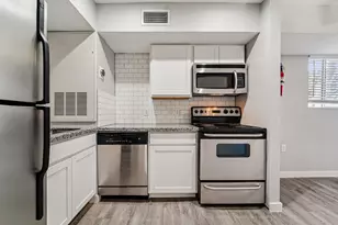 2807 Beauchamp St, Houston, TX 77009 - Photo 2