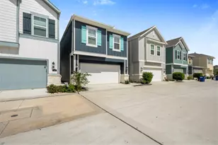 635 Salt Marsh Trl, Kemah, TX 77565 - Photo 2