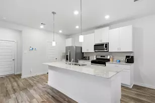 635 Salt Marsh Trl, Kemah, TX 77565 - Photo 10