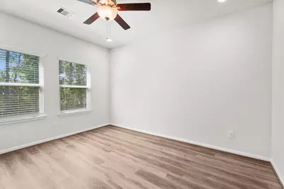 39 Courageous Side Way, Magnolia, TX 77354 - Photo 16