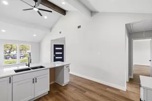 5213 Shirley St, Baytown, TX 77521 - Photo 10